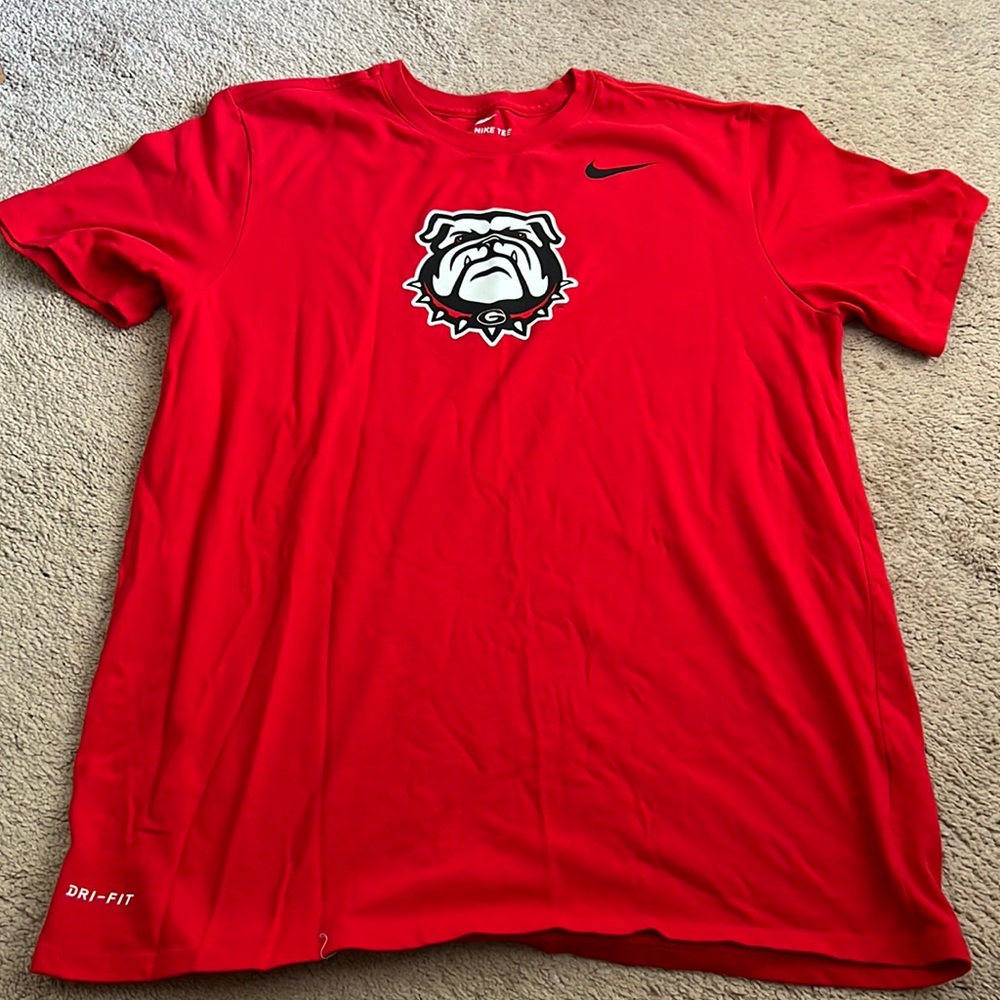 Men’s Nike Dri Fit UGA bulldogs size Large Tshirt
